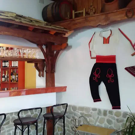 Апартхотел Sunny 3*