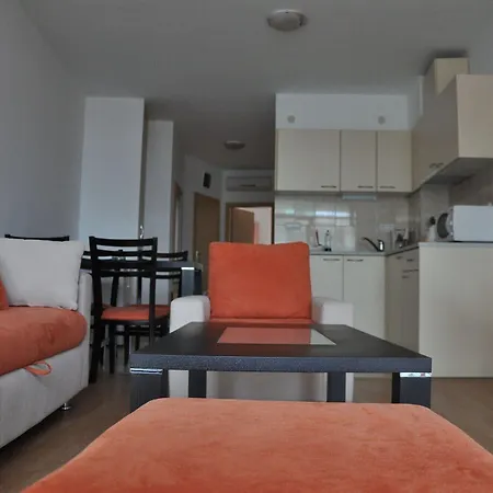 Sunny Апартхотел