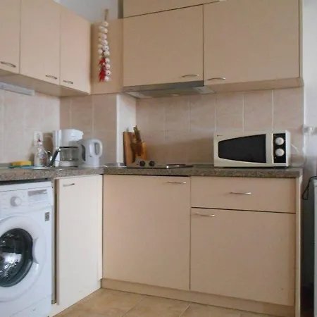 Sunny Апартхотел 3*