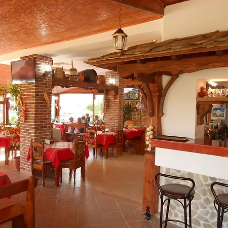 Sunny Апартхотел