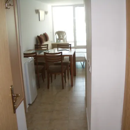 Sunny Hotel de apartamente 3*